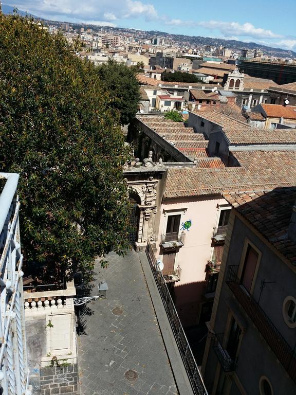 B&B Nel Cuore Di CTA Exterior foto