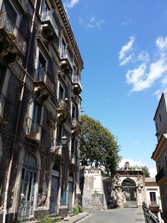 B&B Nel Cuore Di CTA Exterior foto