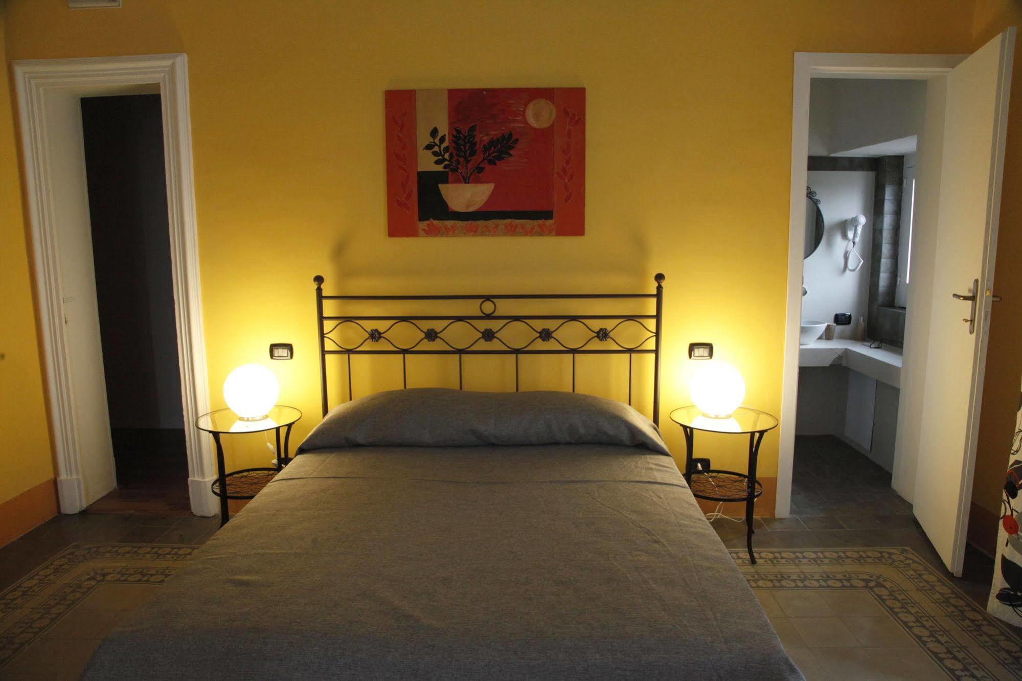 B&B Nel Cuore Di CTA Exterior foto