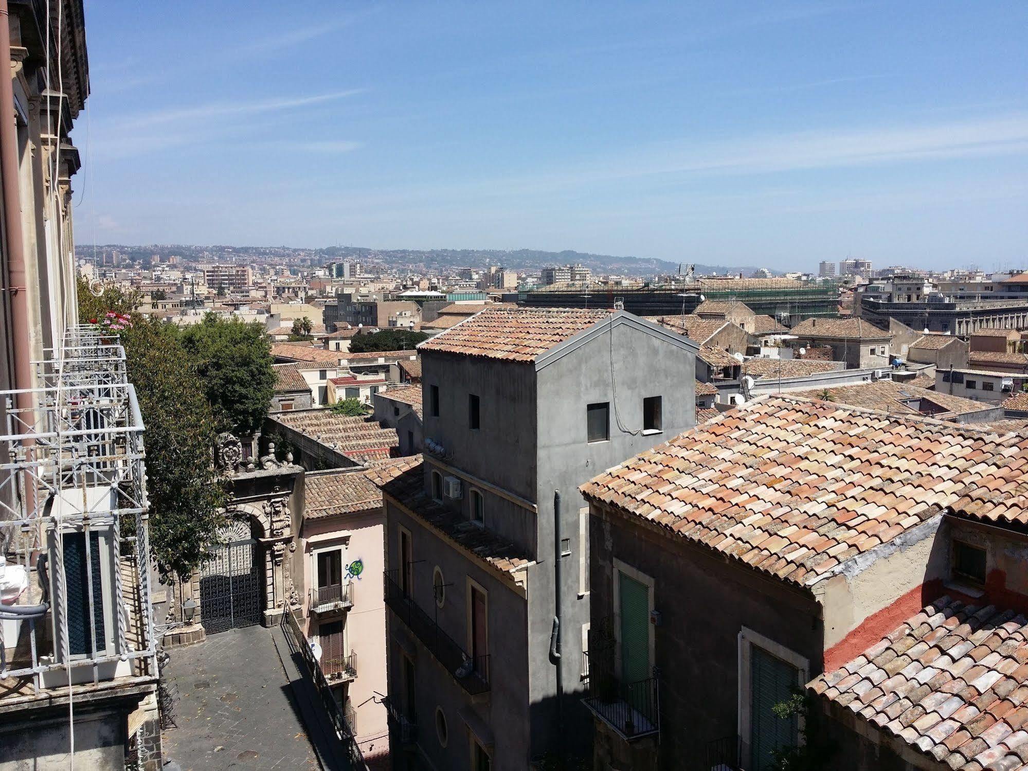 B&B Nel Cuore Di CTA Exterior foto